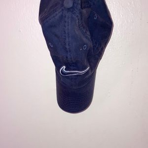 Dark blue nike hat
